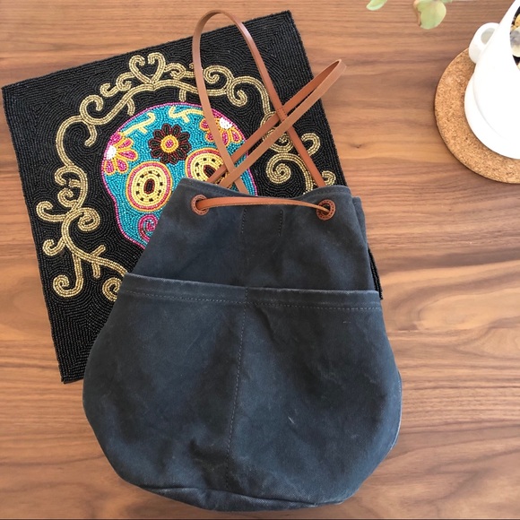 Madewell Handbags - Madewell convertible canvas bag